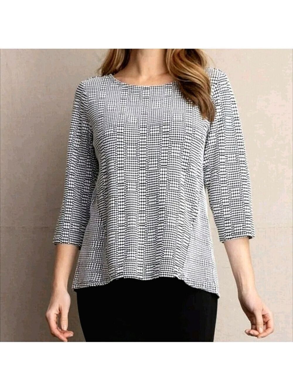 M - Habitat Clothing • Crossroads Pucker Angle Seam Tunic
